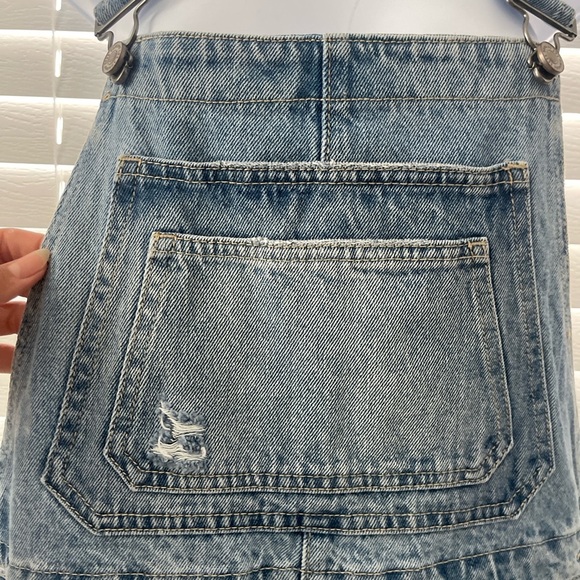 KanCan High Rise 90's Overall Shorts - Picture 4 of 11